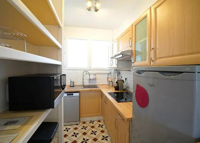 Caen: F2 Cosy Au Coeur Du Centre Daire Caen